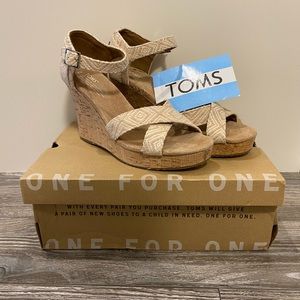 Toms Strappy Weave Wedge Sandal (Size 8.5)